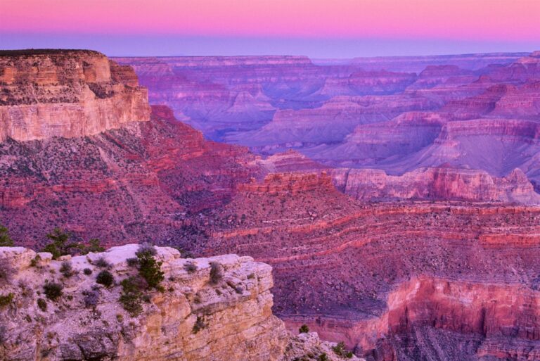 Breathtaking view of the Grand Canyon, located entirely within the state of Arizona.