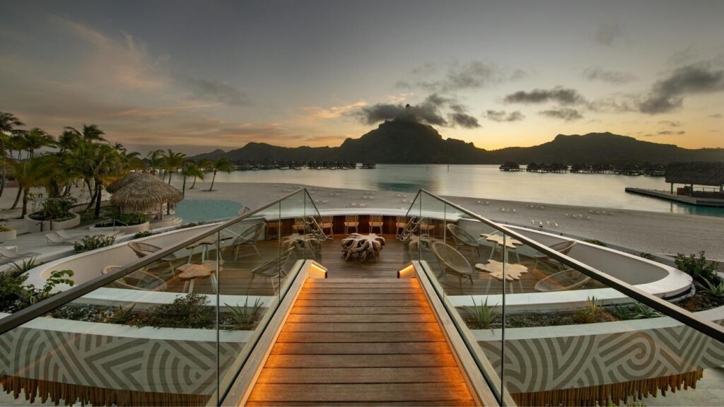 Romantic dining at The Westin Bora Bora Resort and Spa