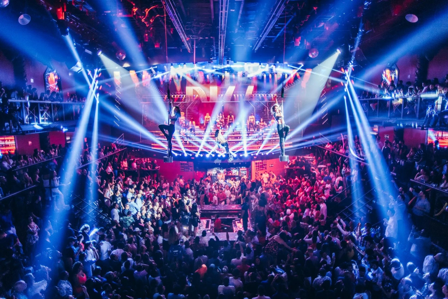 Coco Bongo nightclub in Punta Cana, featuring high-energy live entertainment, including a fusion of dance performances, acrobatic shows, and music tributes to pop icons.